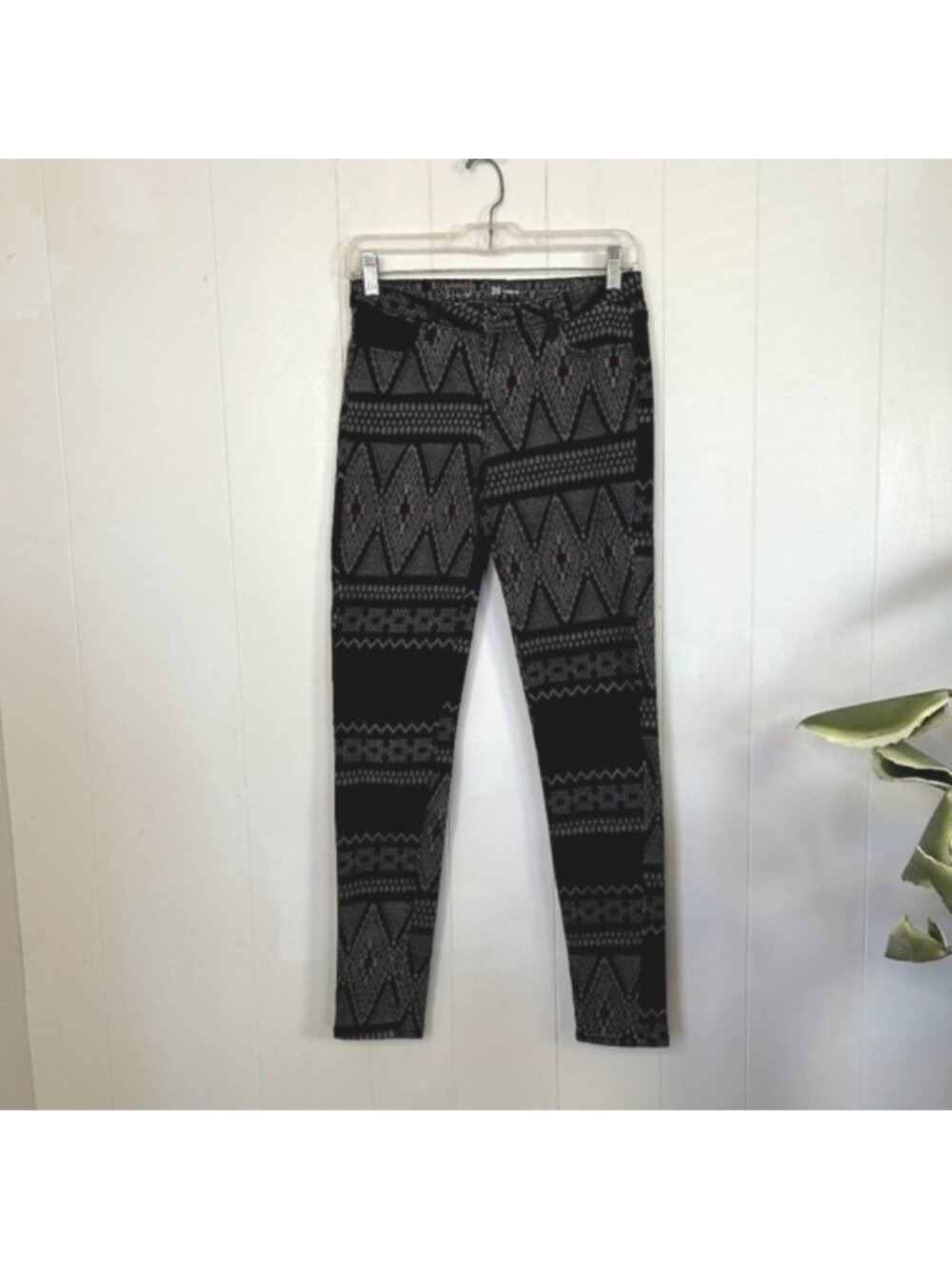 Levi’s Leggings Jeans Black Geometric Aztec Zig Zag Pattern Women’s Skinny Denim